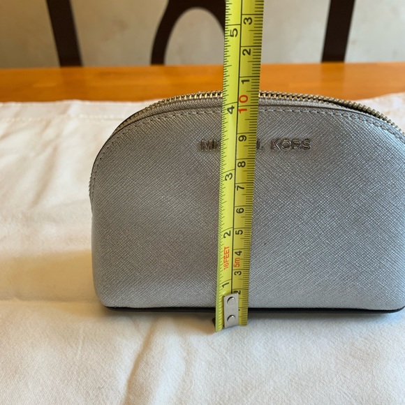 GUC MICHAEL KORS COIN PURSE - Picture 5 of 6